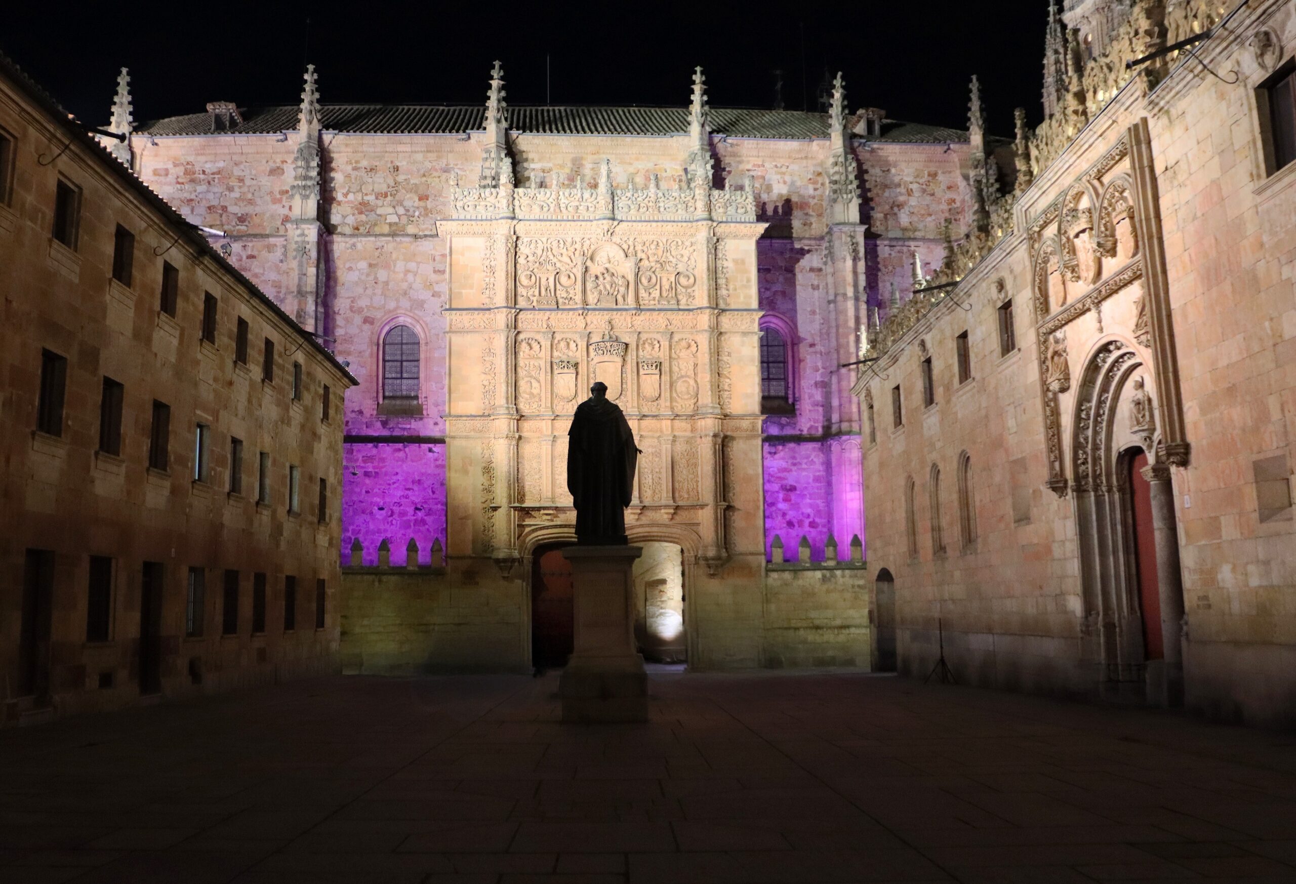 La Universidad de Salamanca se suma a la conmemoración del Día Internacional para la eliminación de la violencia contra las mujeres